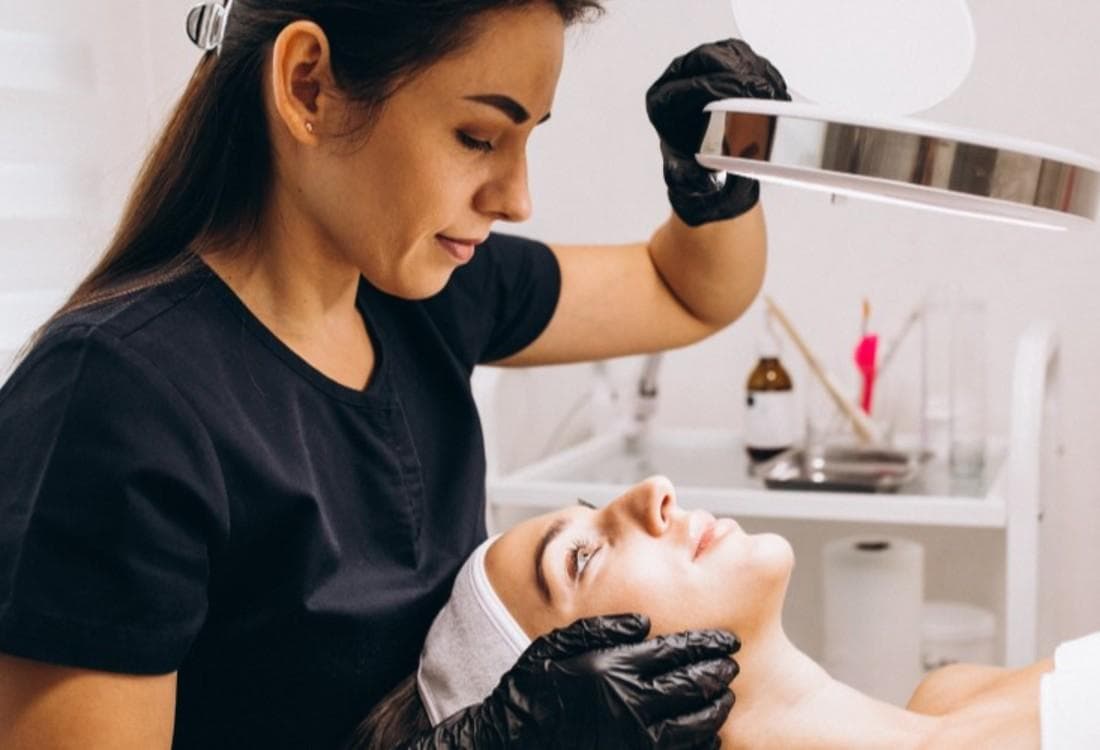 Dermatology & Skin Aesthetics This will be a multiple Line heading